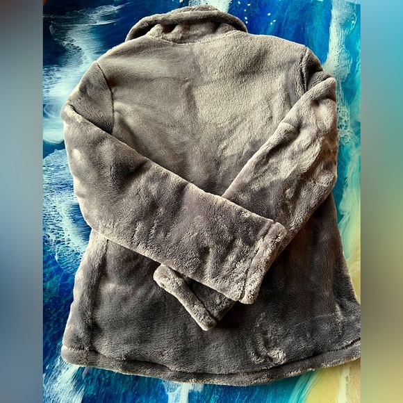 NWOT 32 DEGREES HEAT PLUSH ZIP UP JACKET/COAT. Rich, Gray w pockets Size M - Picture 2 of 9